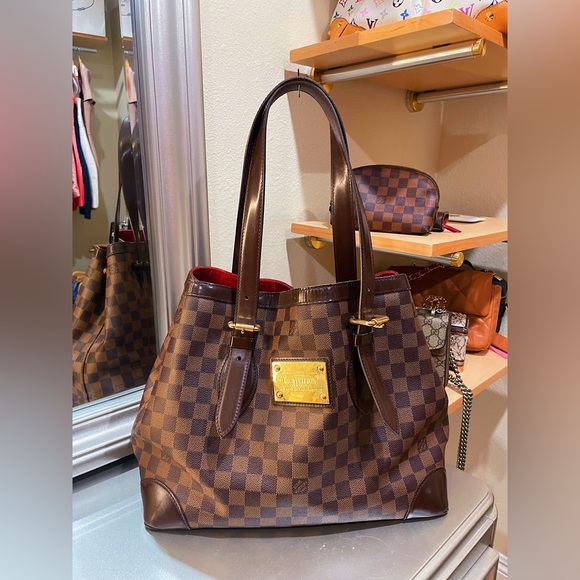 100% Authentic Louis Vuitton Hampstead MM bag